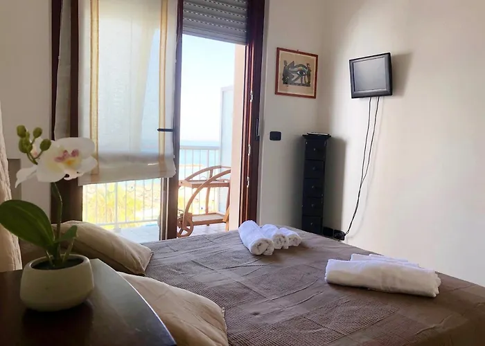 公寓 Casa Confalonieri Fronte Mare Con Vista Mozzafiato